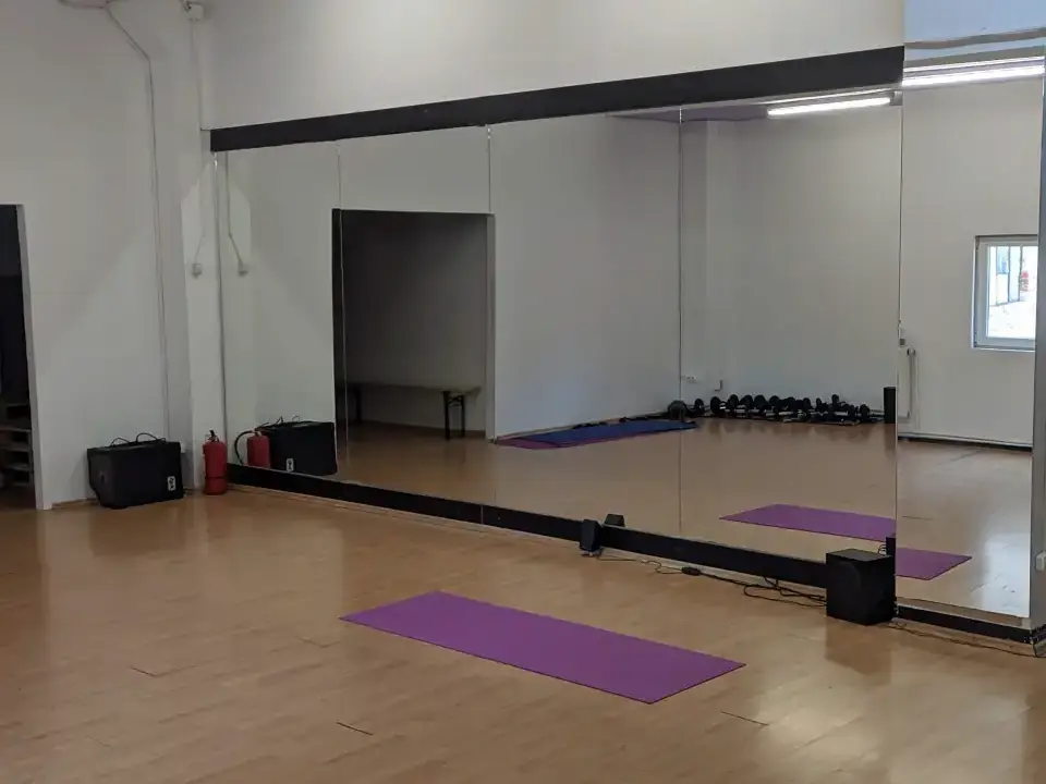 Inchiriez sala repetitii dans, teatru, yoga, arte martiale Bucuresti Unirii img 2